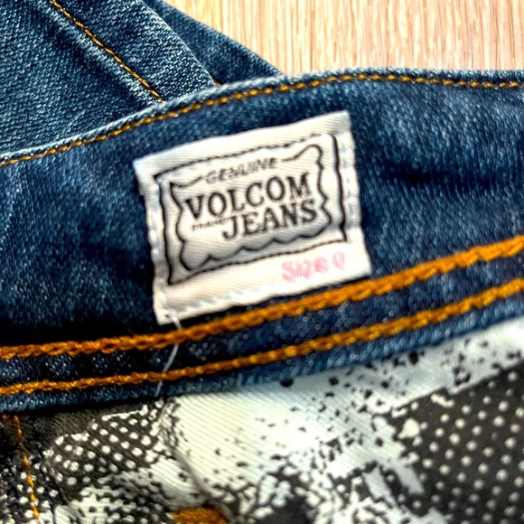 Volcom Bandita Jean Shorts Size 0 - Picture 7 of 7